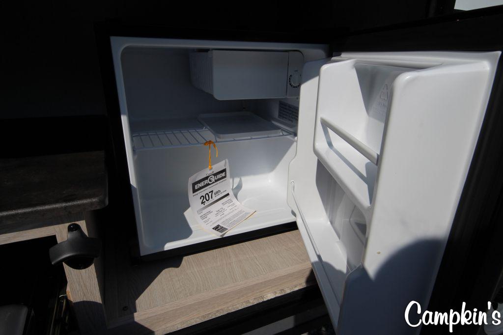 2022 COACHMEN APEX NANO 194BHS
