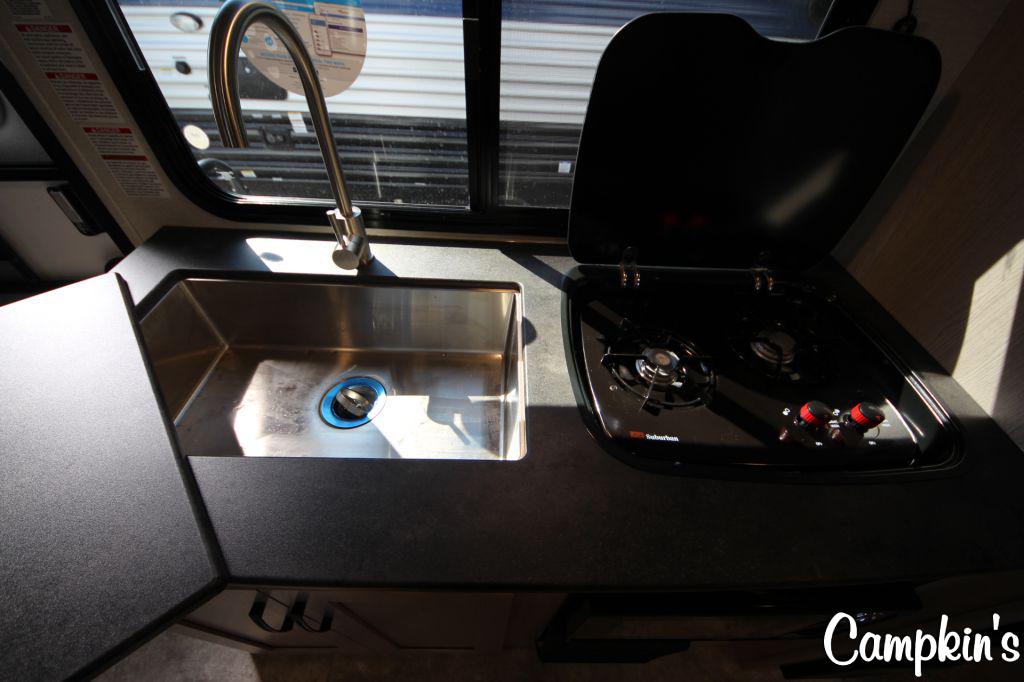2023 COACHMEN APEX NANO 203RBK
