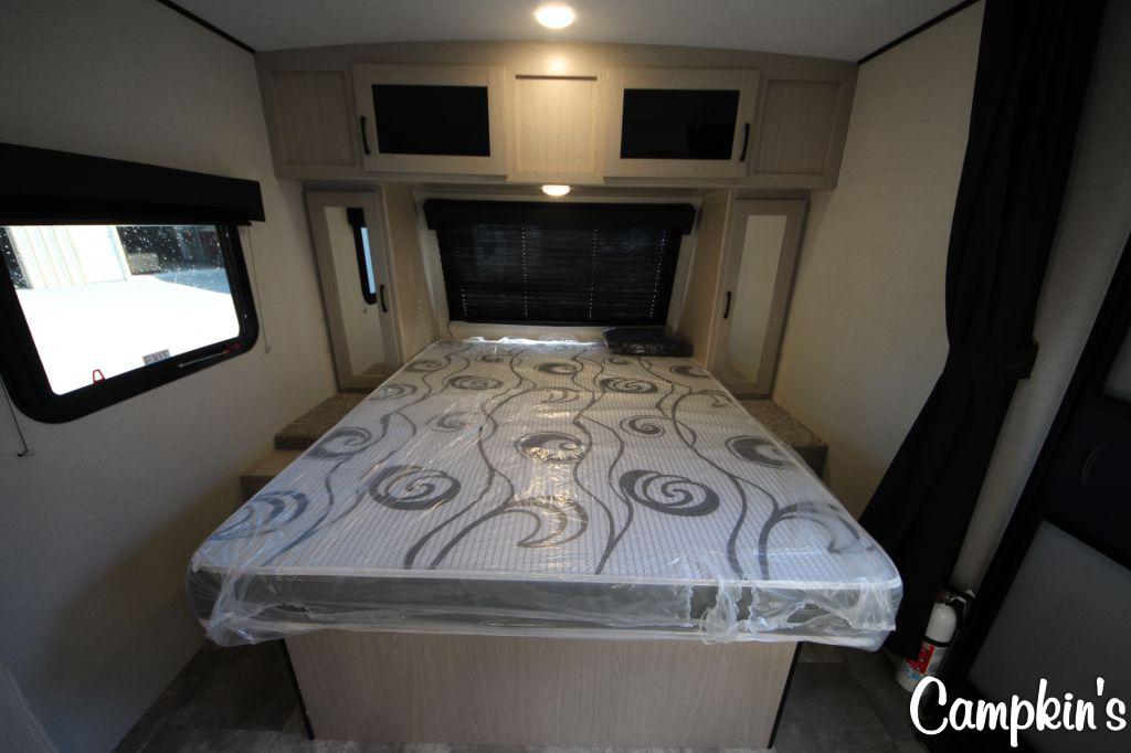 2023 COACHMEN APEX NANO 203RBK