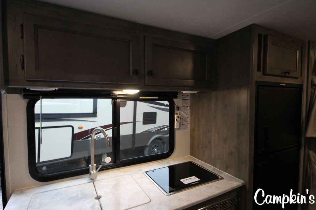 2021 COACHMEN APEX NANO 208BHS