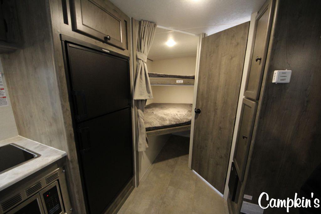 2021 COACHMEN APEX NANO 208BHS