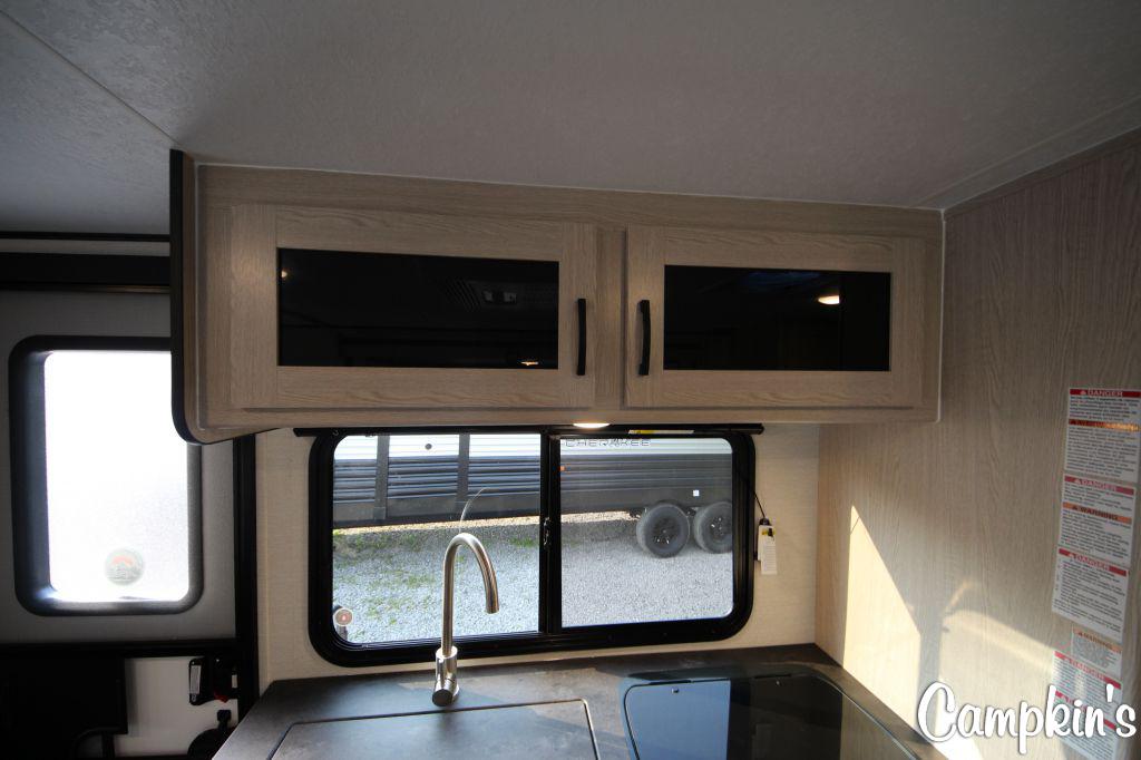 2022 COACHMEN APEX NANO 208BHS