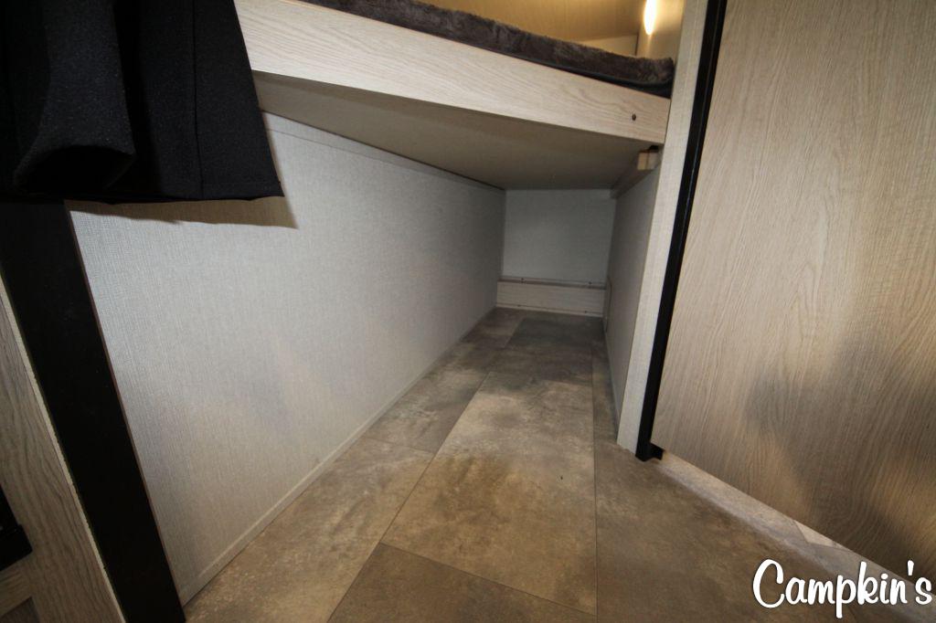 2022 COACHMEN APEX NANO 208BHS