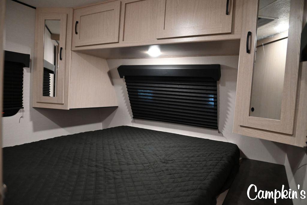 2022 COACHMEN APEX ULTRA LITE 289TBSS