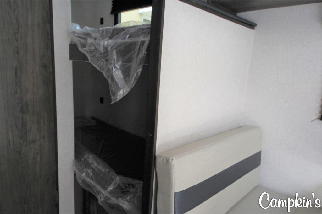 2021 COACHMEN CLIPPER CADET 17CBH