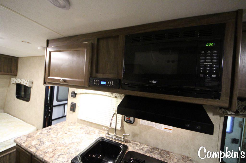 2017 COACHMEN CLIPPER 17RD