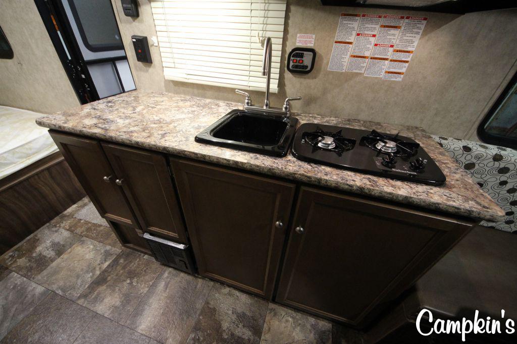 2017 COACHMEN CLIPPER 17RD