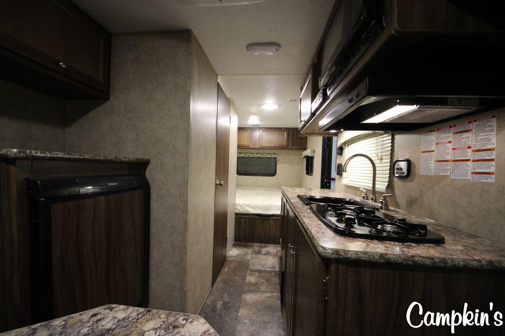 2017 COACHMEN CLIPPER 17RD