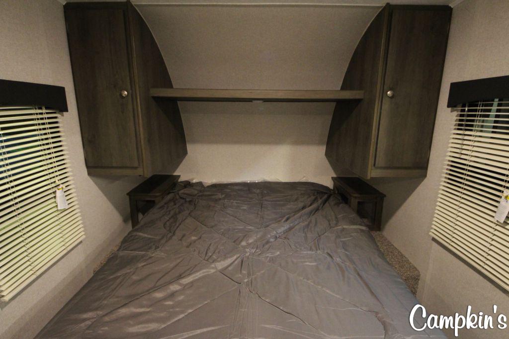 2020 COACHMEN CLIPPER CADET 17CFQ