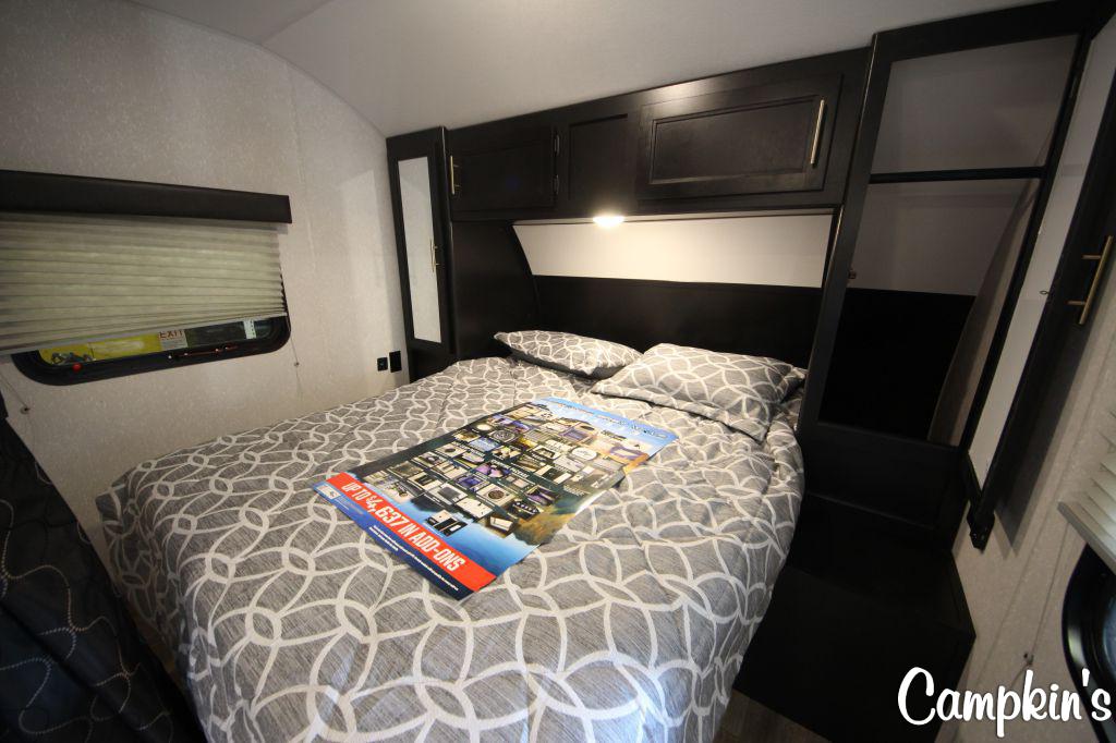 2022 FOREST RIVER CHEROKEE GREY WOLF 20RDSE