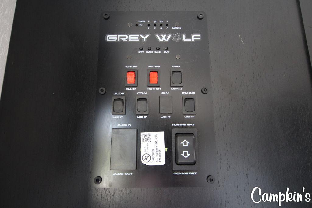 2022 FOREST RIVER CHEROKEE GREY WOLF 22RR