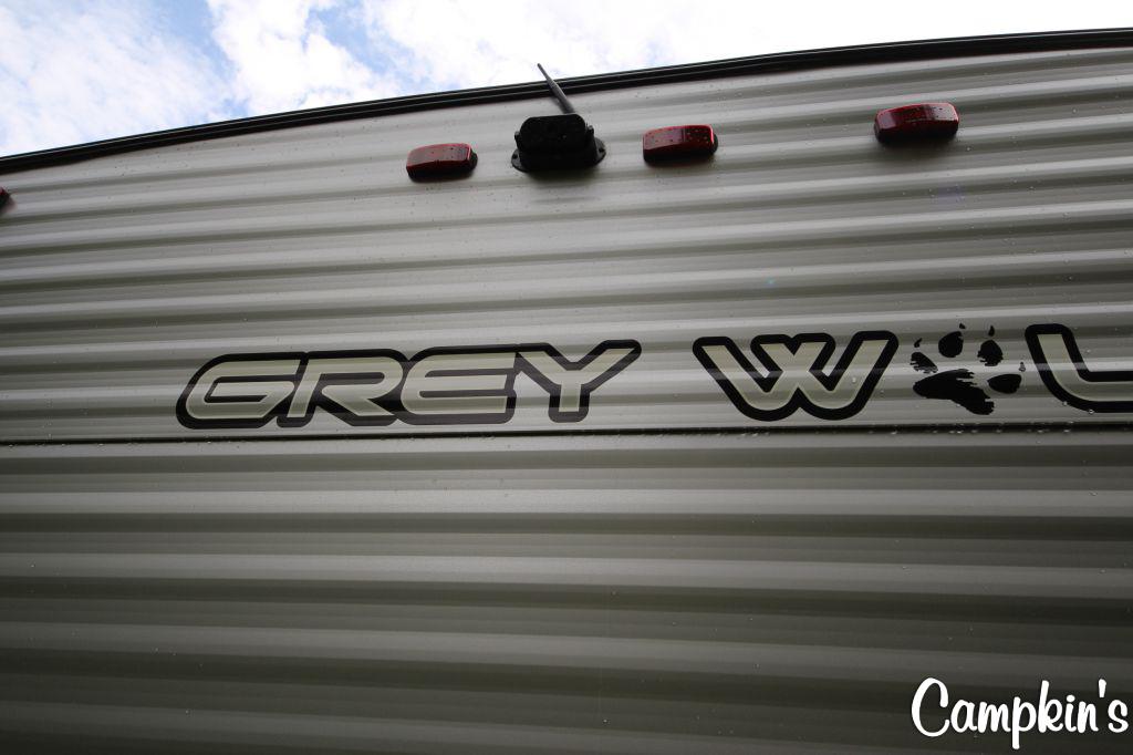 2022 FOREST RIVER CHEROKEE GREY WOLF 26DBH
