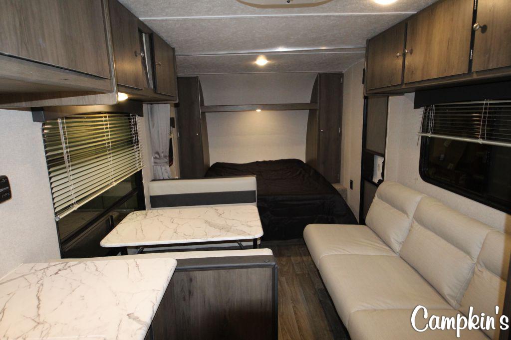 2020 COACHMEN CLIPPER CADET 21CFQ