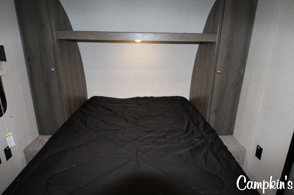2020 COACHMEN CLIPPER CADET 21CFQ