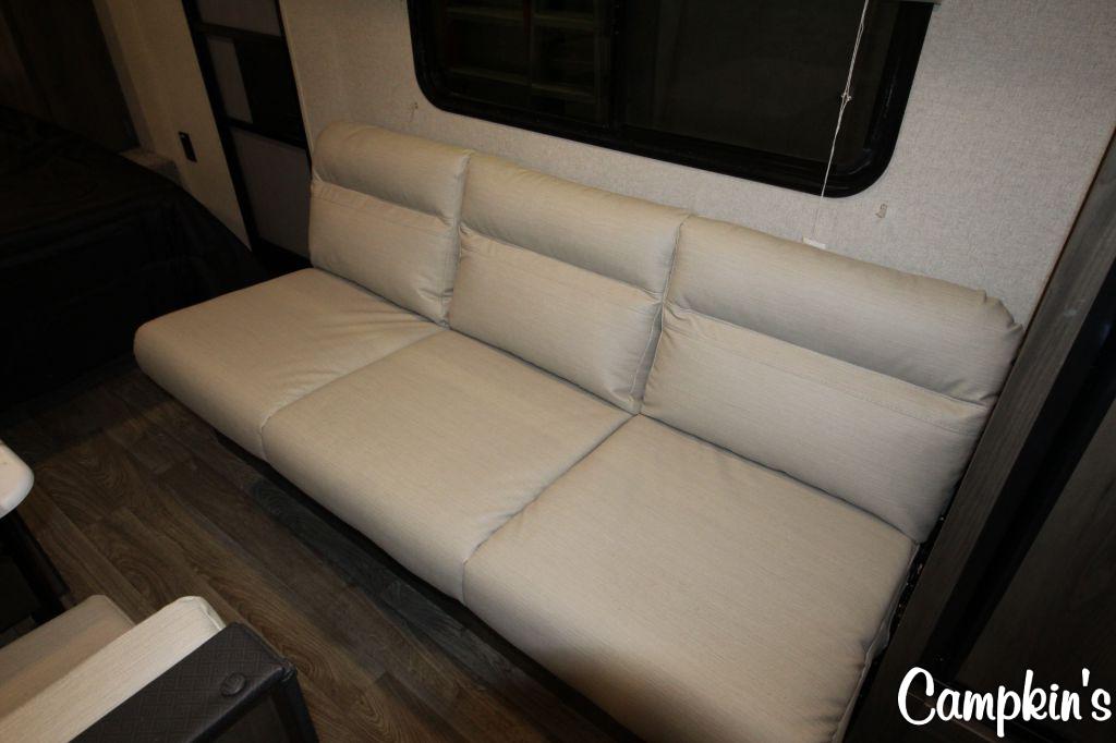2020 COACHMEN CLIPPER CADET 21CFQ