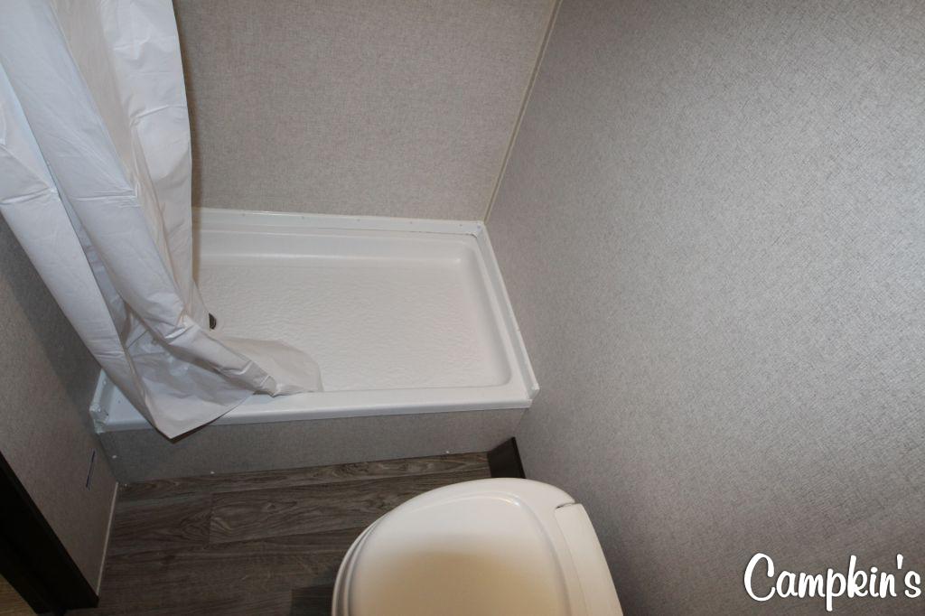 2020 COACHMEN CLIPPER CADET 21CFQ