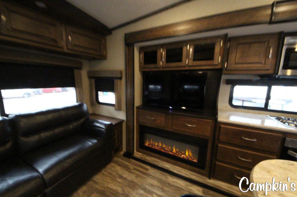 2019 Grand Design RV reflection 367bhs