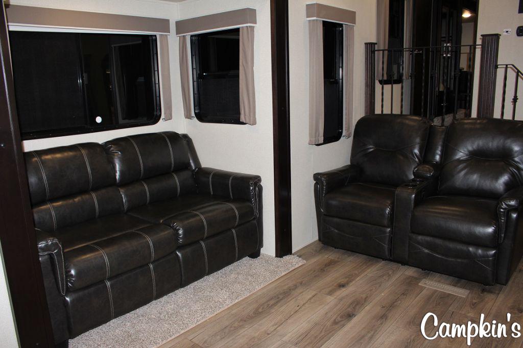 2019 PRIMETIME SANIBEL 3702WB