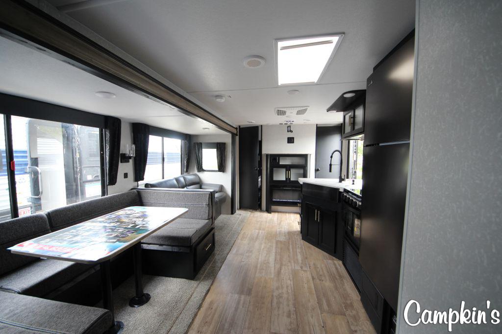 2022 FOREST RIVER CHEROKEE 294BH