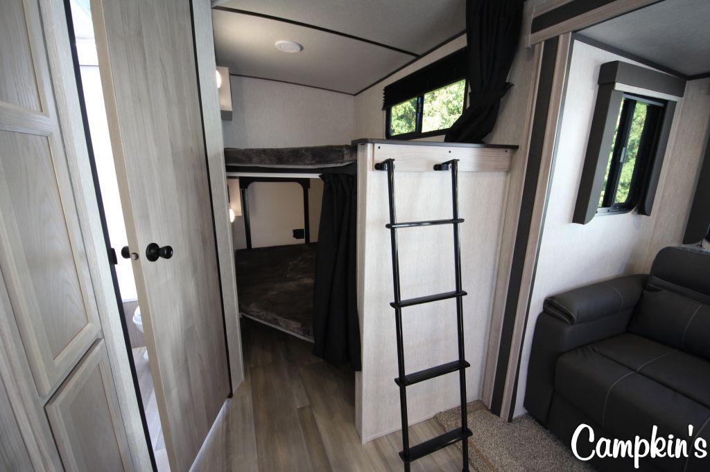2022 COACHMEN NORTHERN SPIRIT 2963BH