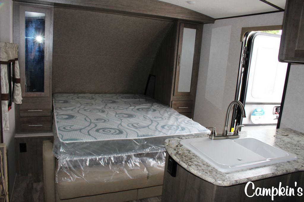 2019 FOREST RIVER SURVEYOR 200MBLE