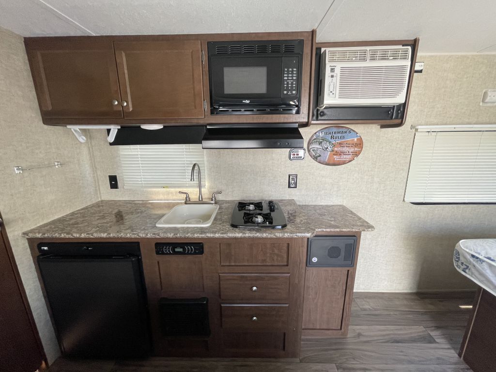 2017 Keystone RV 184