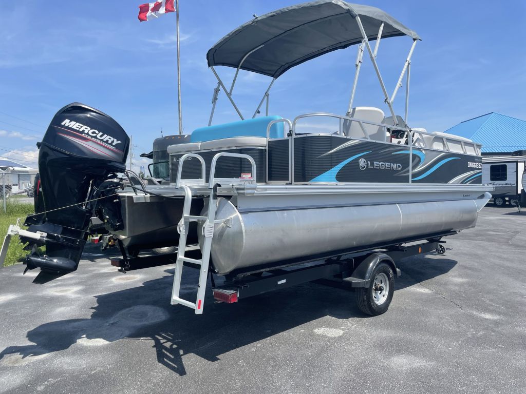 Vehicle Image - 2018 BOAT LEGEND SPLASH & COTTAGE