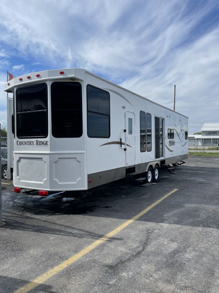 2011 Heartland country ridge 41rbqb