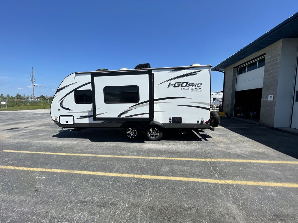 Vehicle Image - 2017 KEYSTONE RV IGO 184