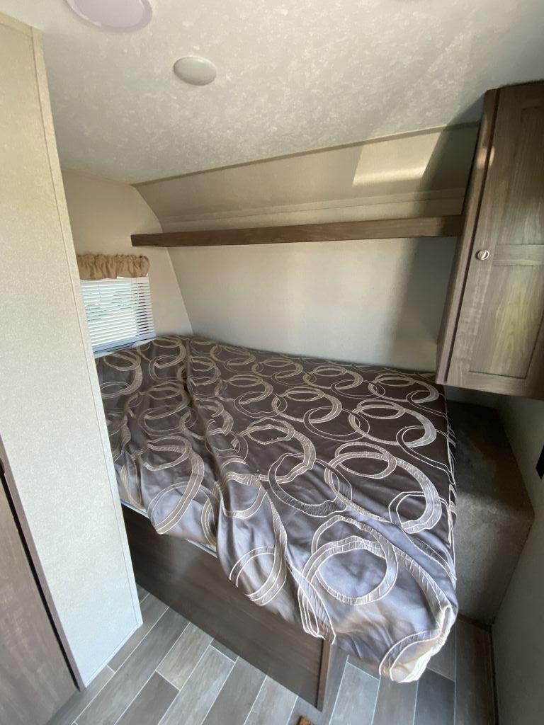 2019 Keystone RV hideout 177lhs