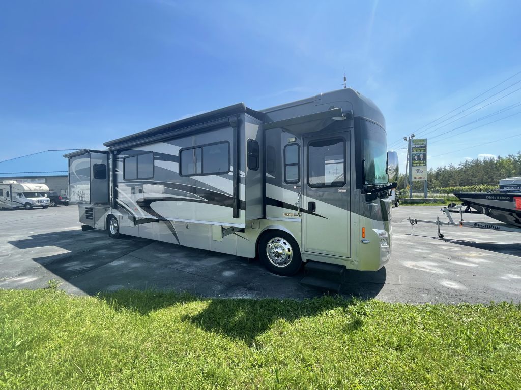 2010 Winnebago tour 40bd