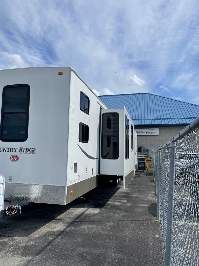 2011 Heartland country ridge 41rbqb