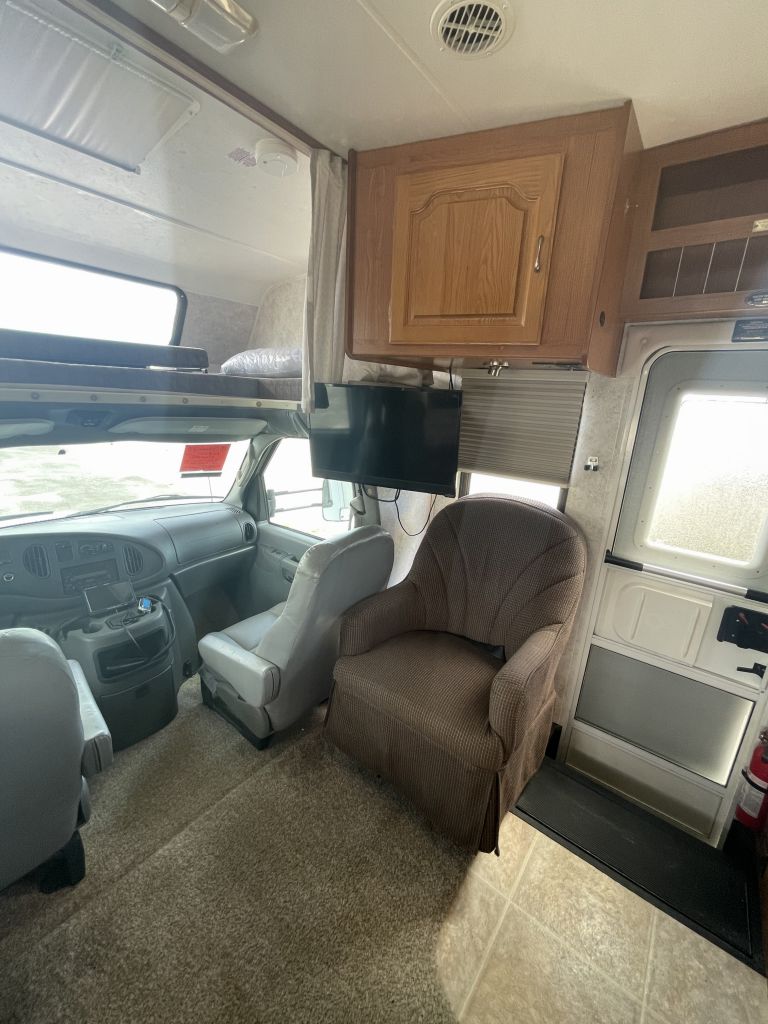 2004 Oasis shasta 250