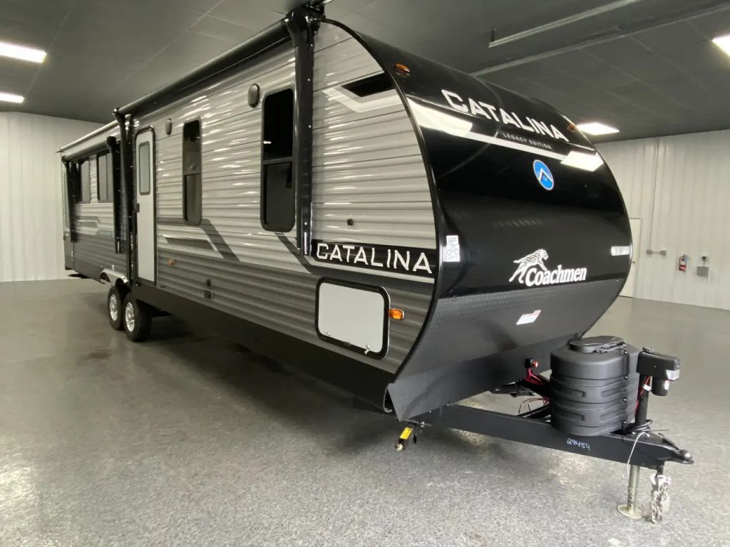 2025 COACHMEN CATALINA LEGACY 313RLTS