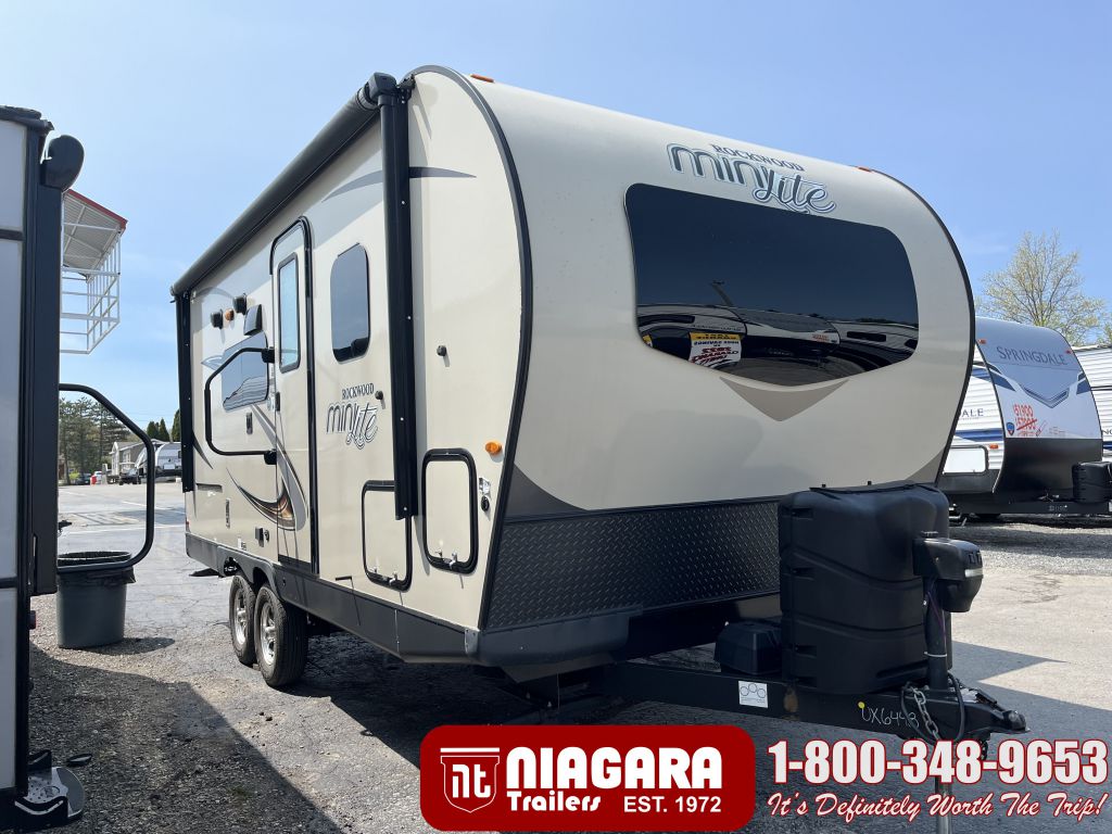 2019 ROCKWOOD MINI LITE 2104S