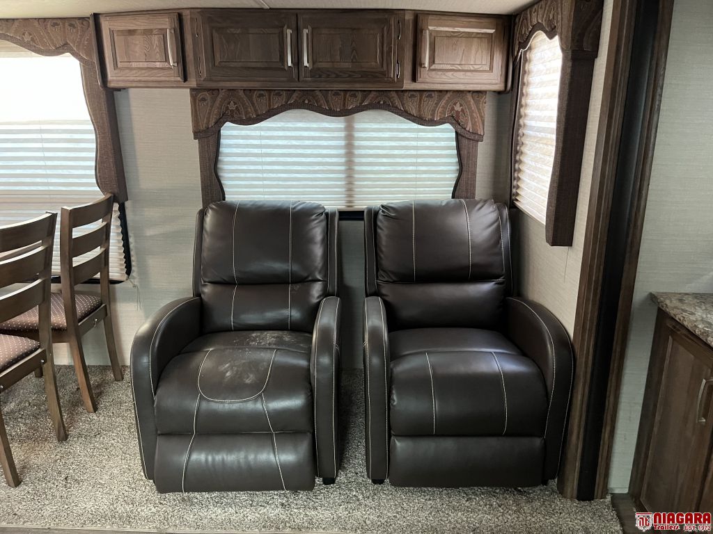 2016 Keystone RV cougar 29res