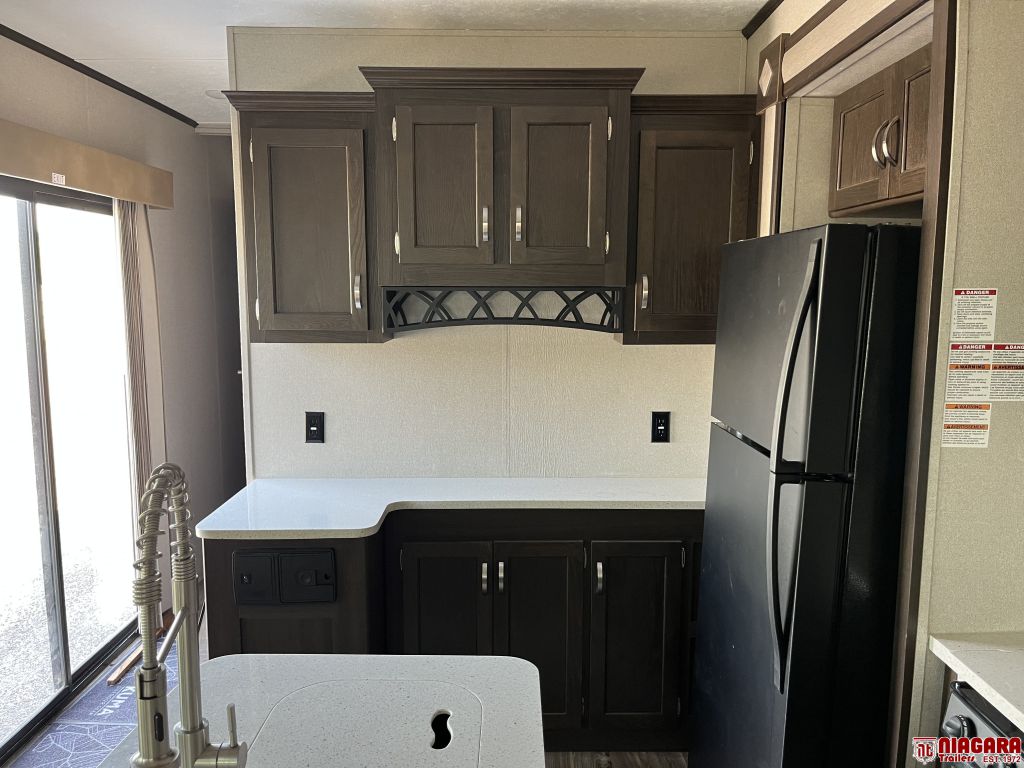 2018 Keystone RV residence 40loft