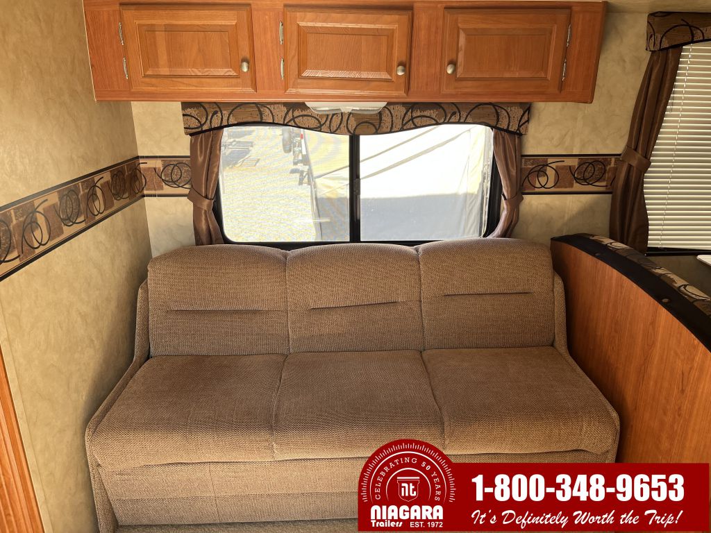 2011 Holiday Rambler 28rls