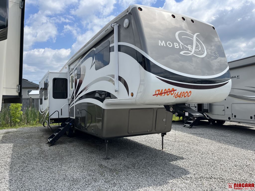 2012 DRV MOBILE SUITES 38RSSB3