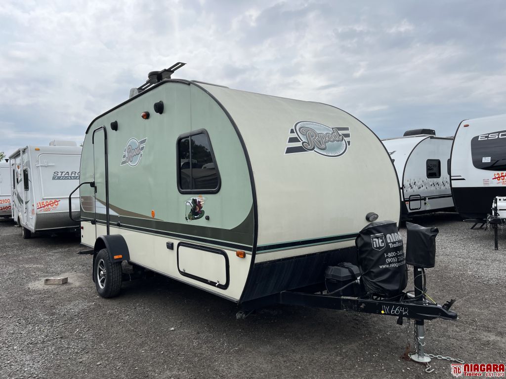 2015 FOREST RIVER RPOD RP179