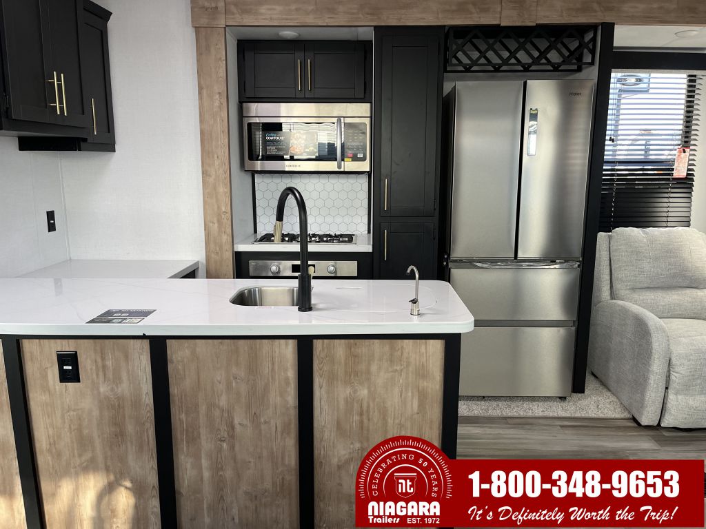 2023 Keystone RV residence 40mbnk