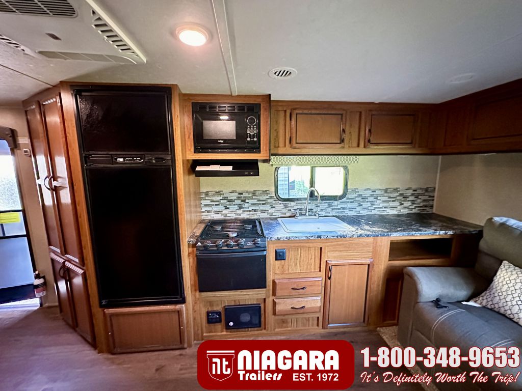 2017 Starcraft RV 24rls