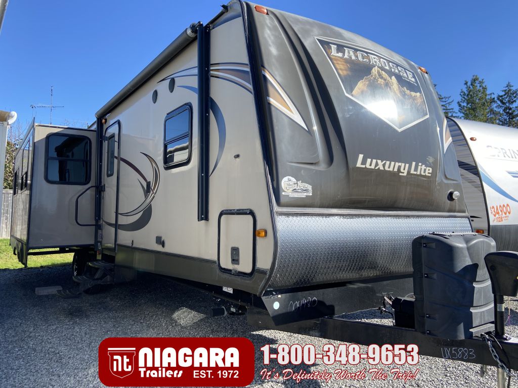 2014 FOREST RIVER LUX LITE 324RST