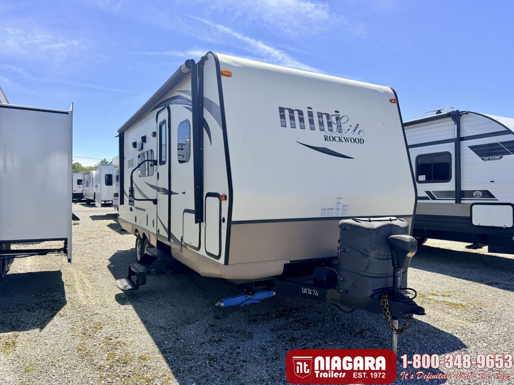 2016 ROCKWOOD MINI LITE 2504S