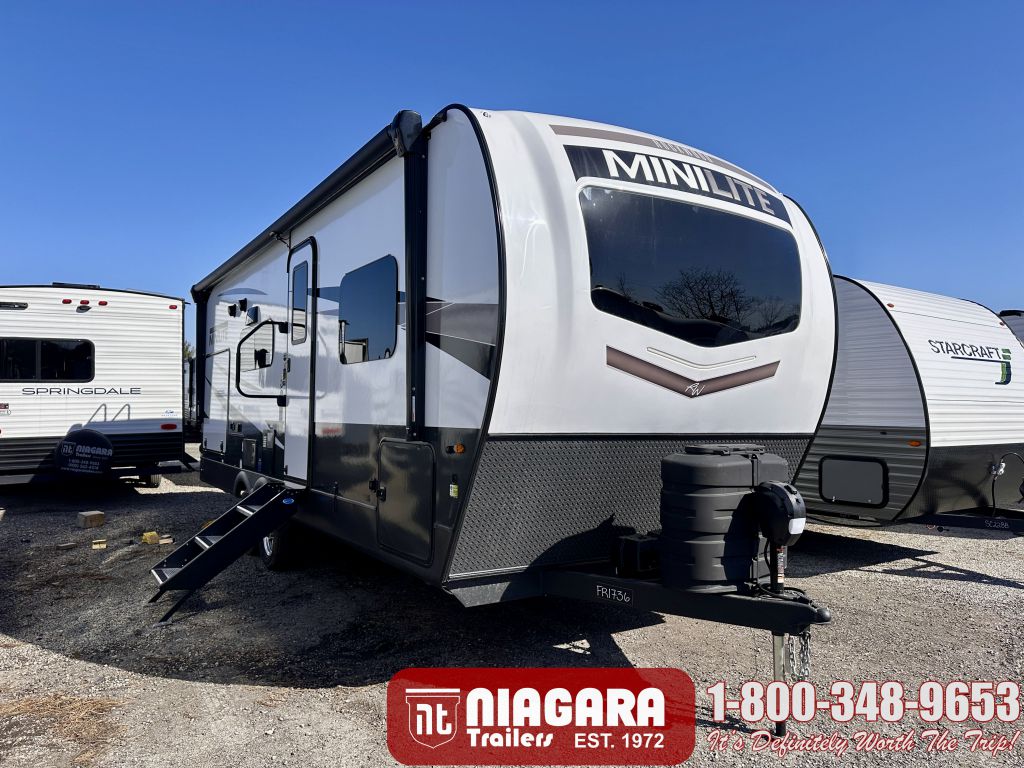 2025 FOREST RIVER ROCKWOOD MINI LITE 2513S