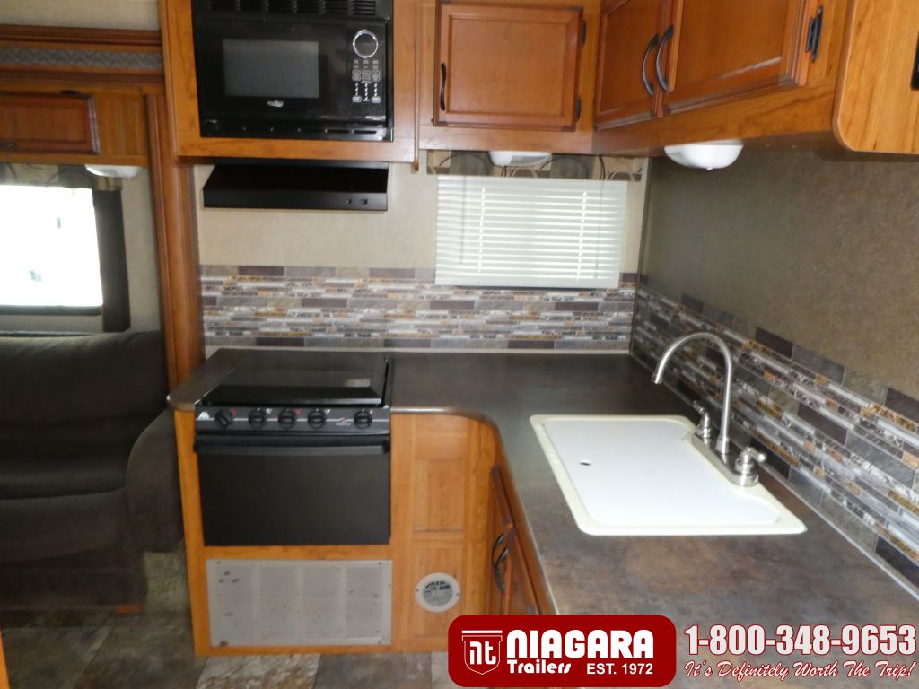 2015 Starcraft RV 26bhs