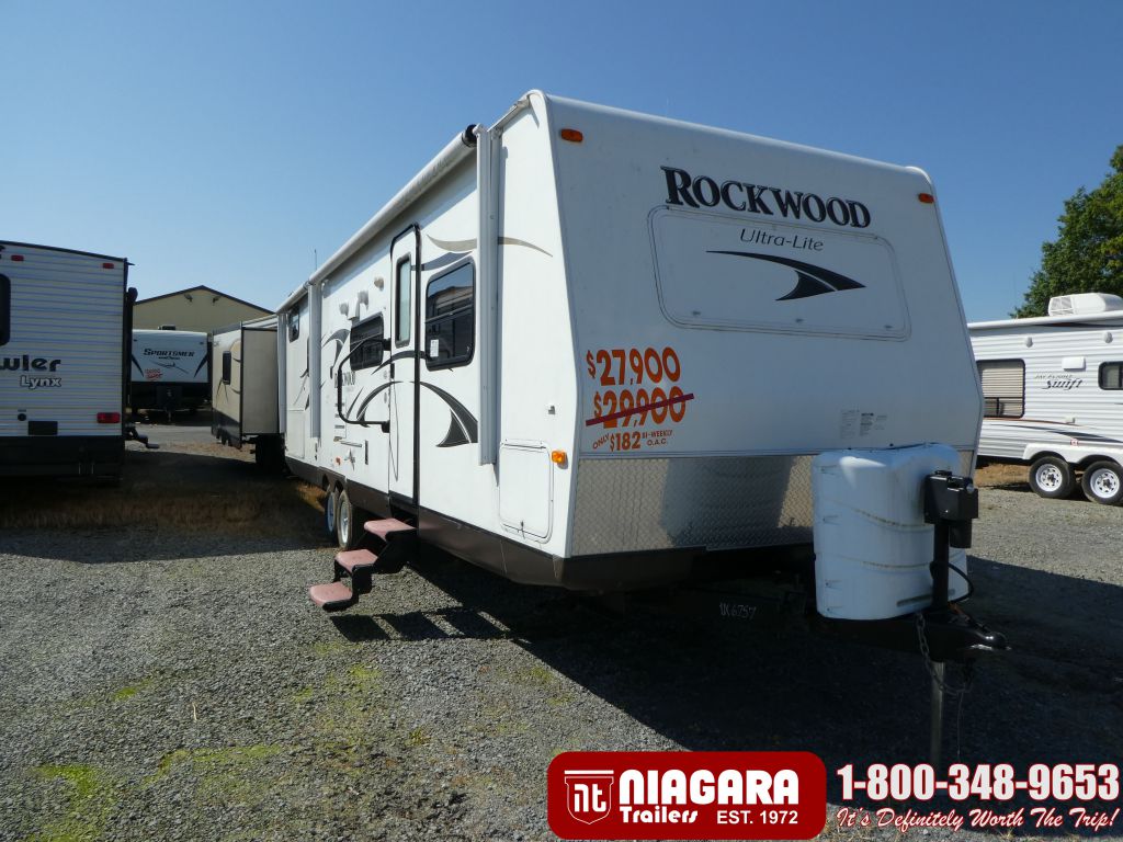 2016 FOREST RIVER ROCKWOOD ULTRA LITE 2905SS