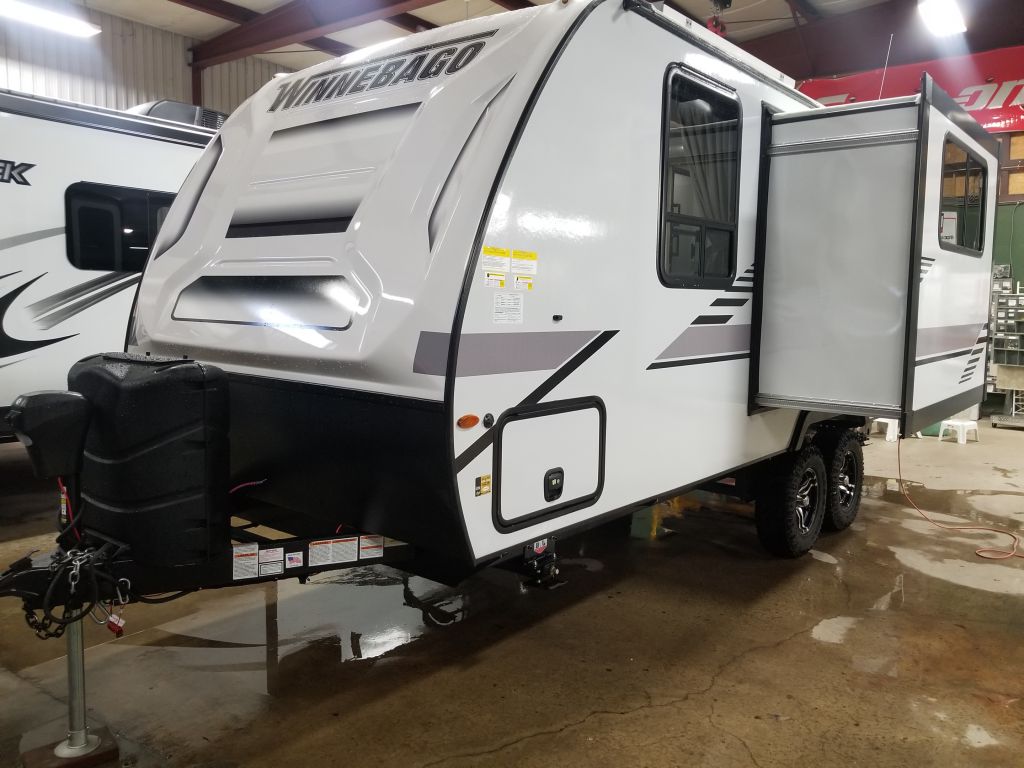 2022 Winnebago 2108ds