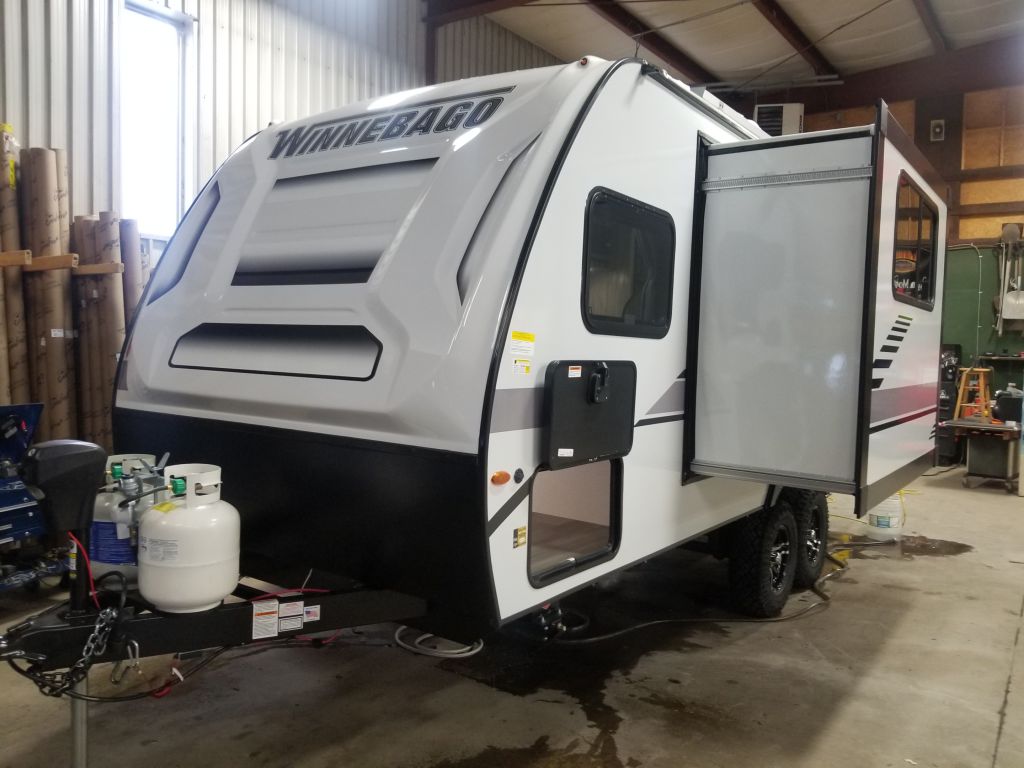 2022 WINNEBAGO MICRO MINNIE 2306BHS