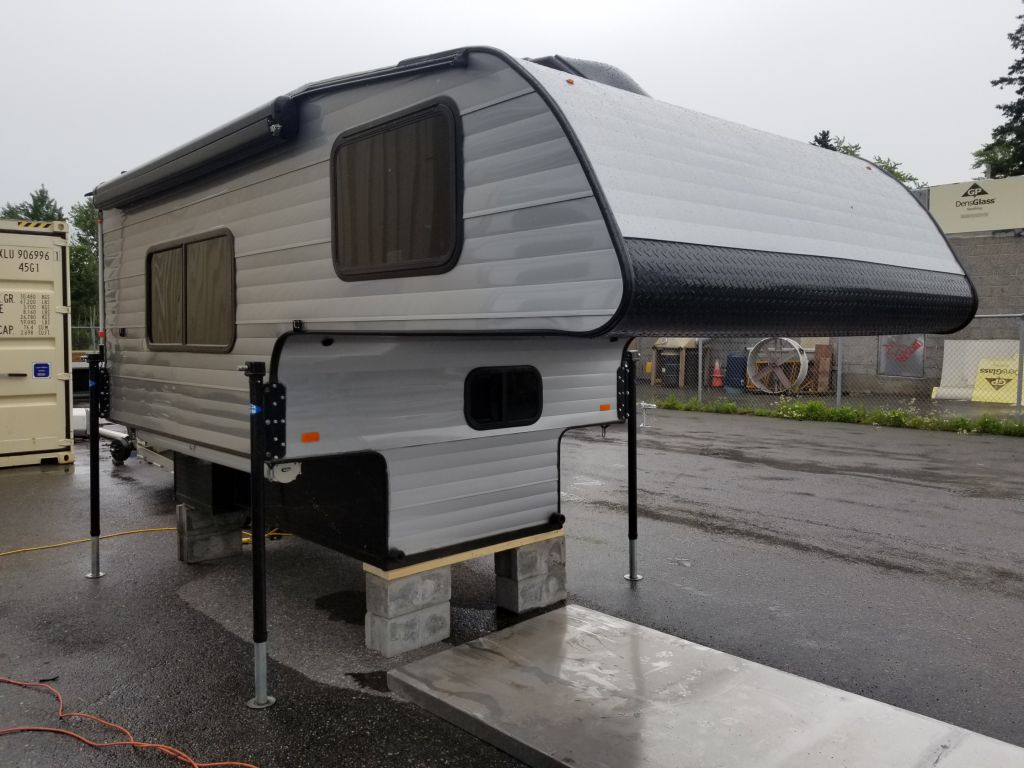 2020 TRAVEL LITE EXTENDED STAY SERIES 960RX
